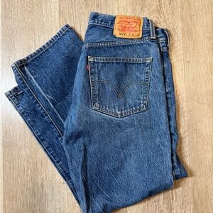 Y2k VTG Levi's Classic Straight Blue Jeans Straight Leg